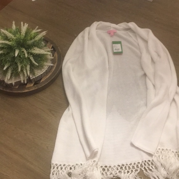 Lilly Pulitzer Sweaters - NWT Lilly Pulitzer White Tatum Cardigan Sweater